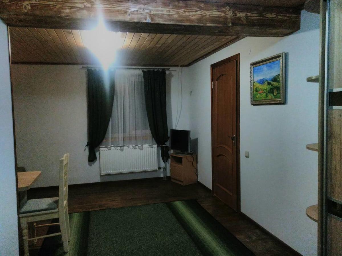 Cottage Palitra Yablunytsya Exterior foto